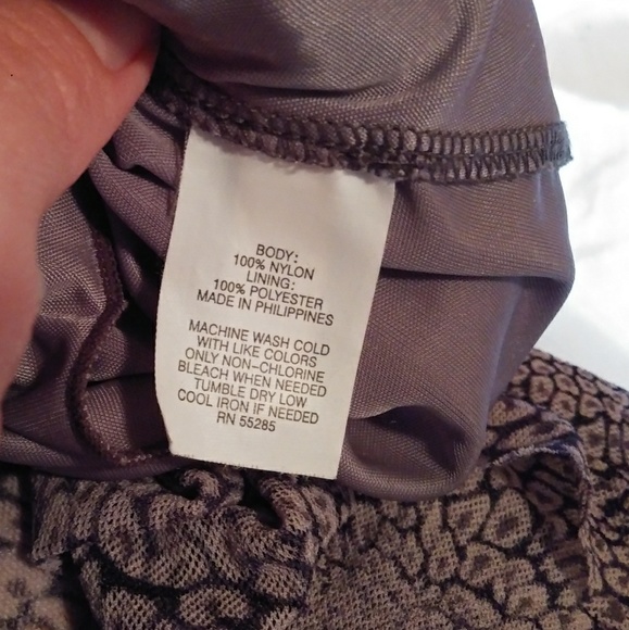 Express Gray and Black Floral Skirt - Picture 3 of 8